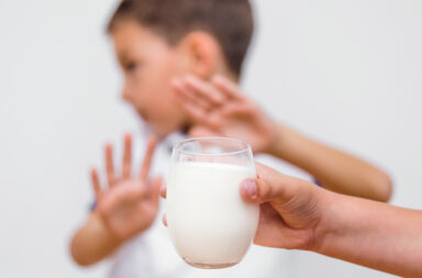 kid-refusing-to-drink-milk-lactose-intolerance-dairy-intolerant-child-refuses-to-drink-milk-2